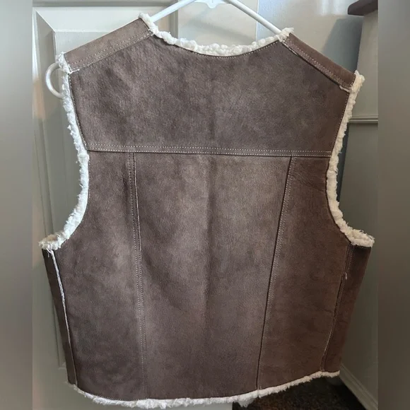 Brown Suede Vest - Picture 2 of 7